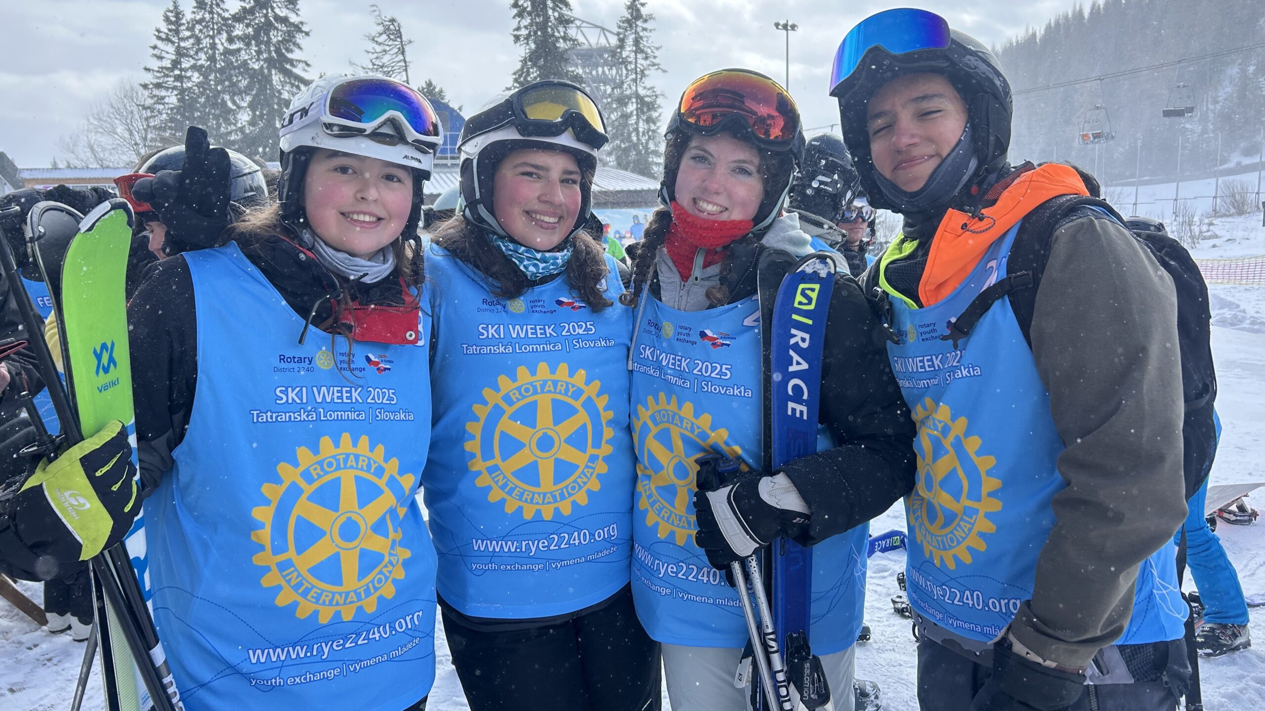 SKI WEEK